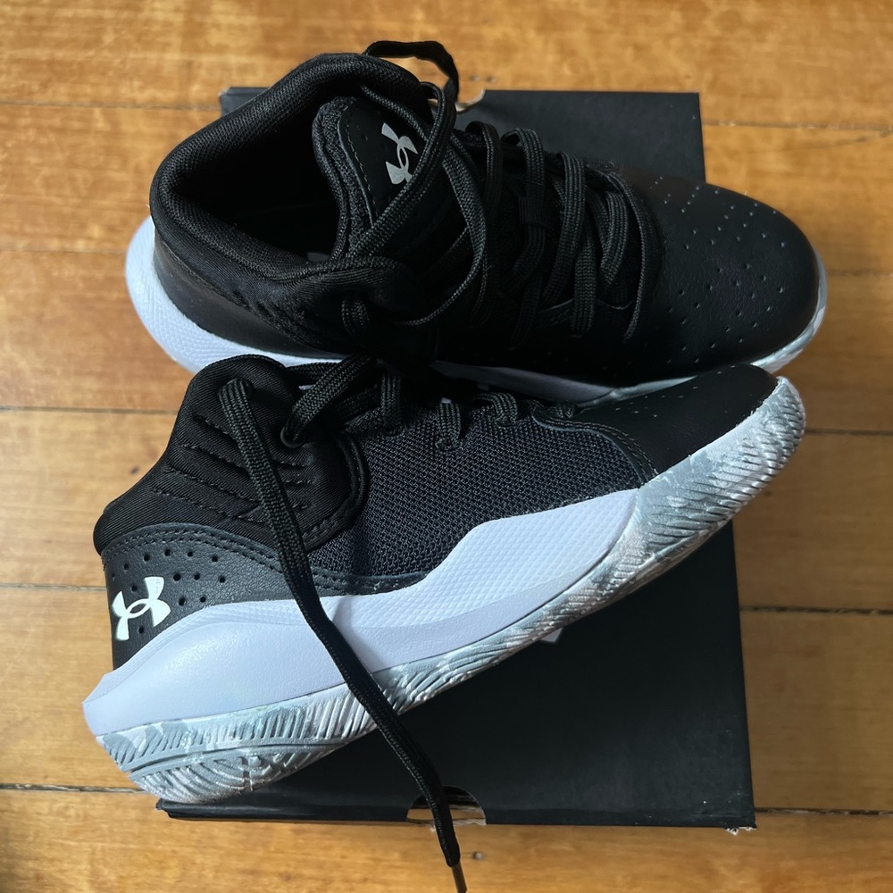 Boys Under Armour Jet ‘21 Basketball Sneaker